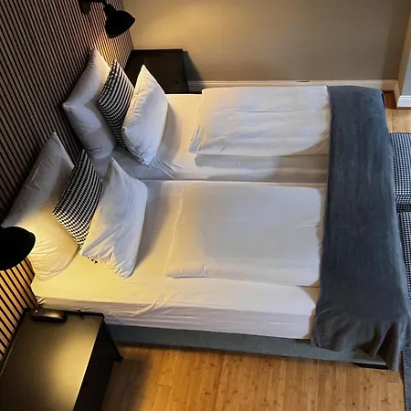 Hotel Zur Alten Brucke