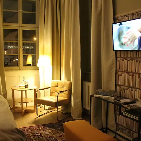 Otel Zur Alten Brucke 3*