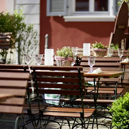 Hotel Zur Alten Bruecke 3*