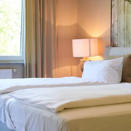 Zur Alten Brucke Hotel