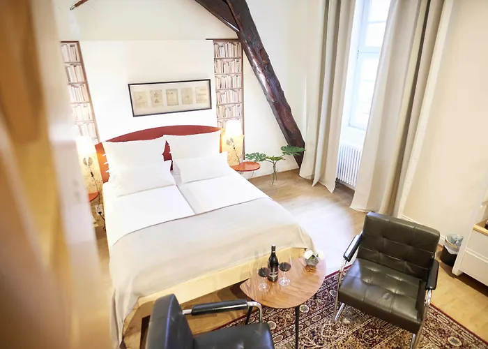 주르 알텐 부르케 3*