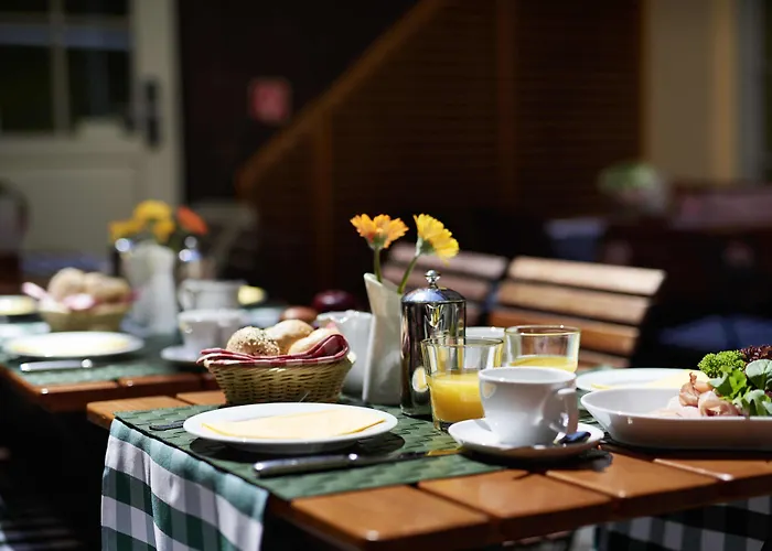 호텔 주르 알텐 부르케