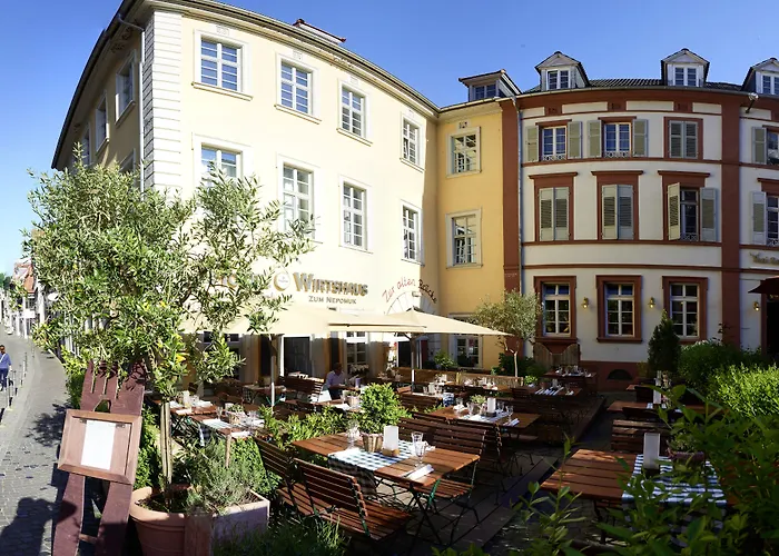 주르 알텐 부르케 3* 하이델베르크